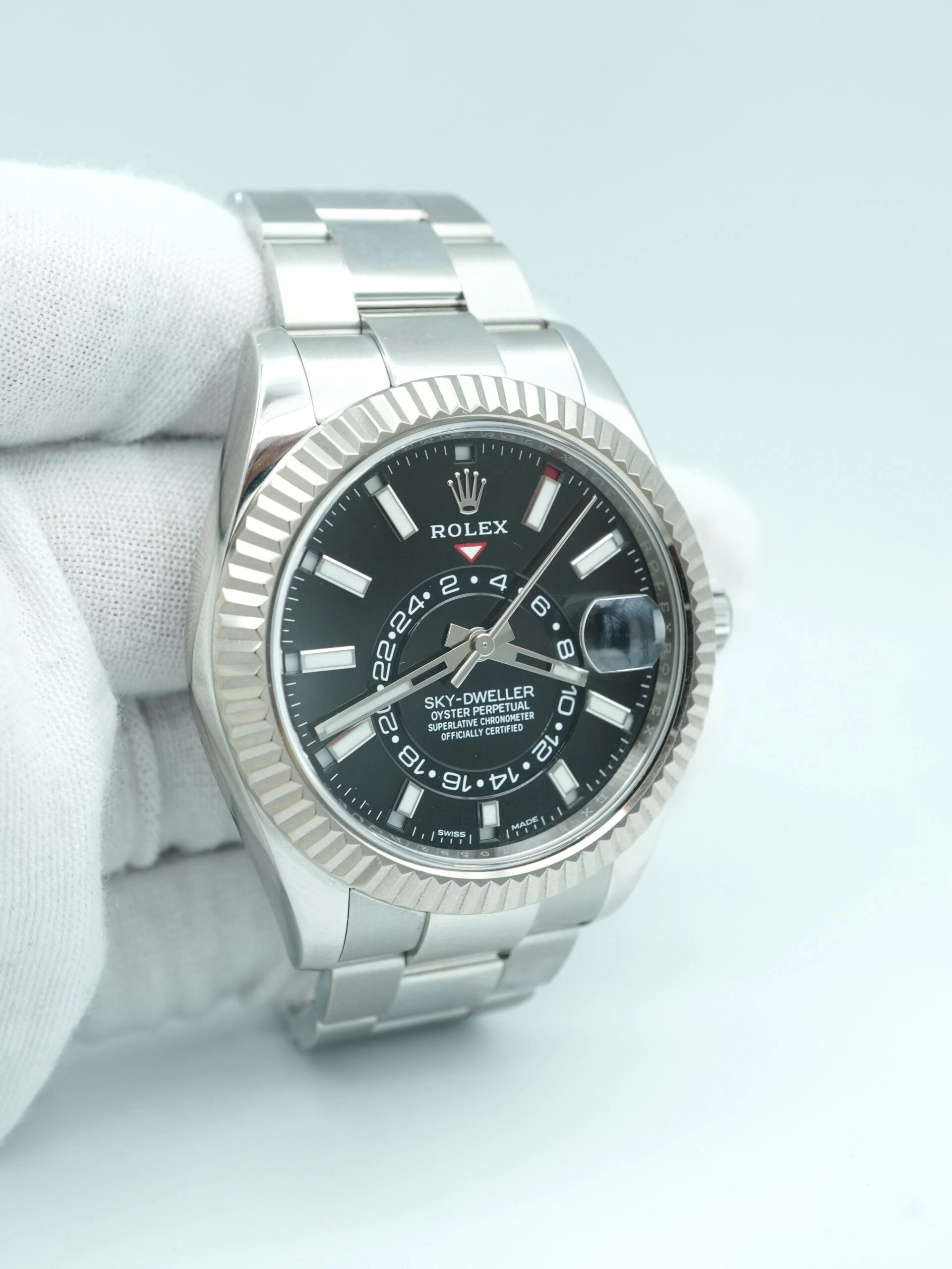 Rolex Sky-Dweller 42 mm / White Gold Black Dial - Imagem 2