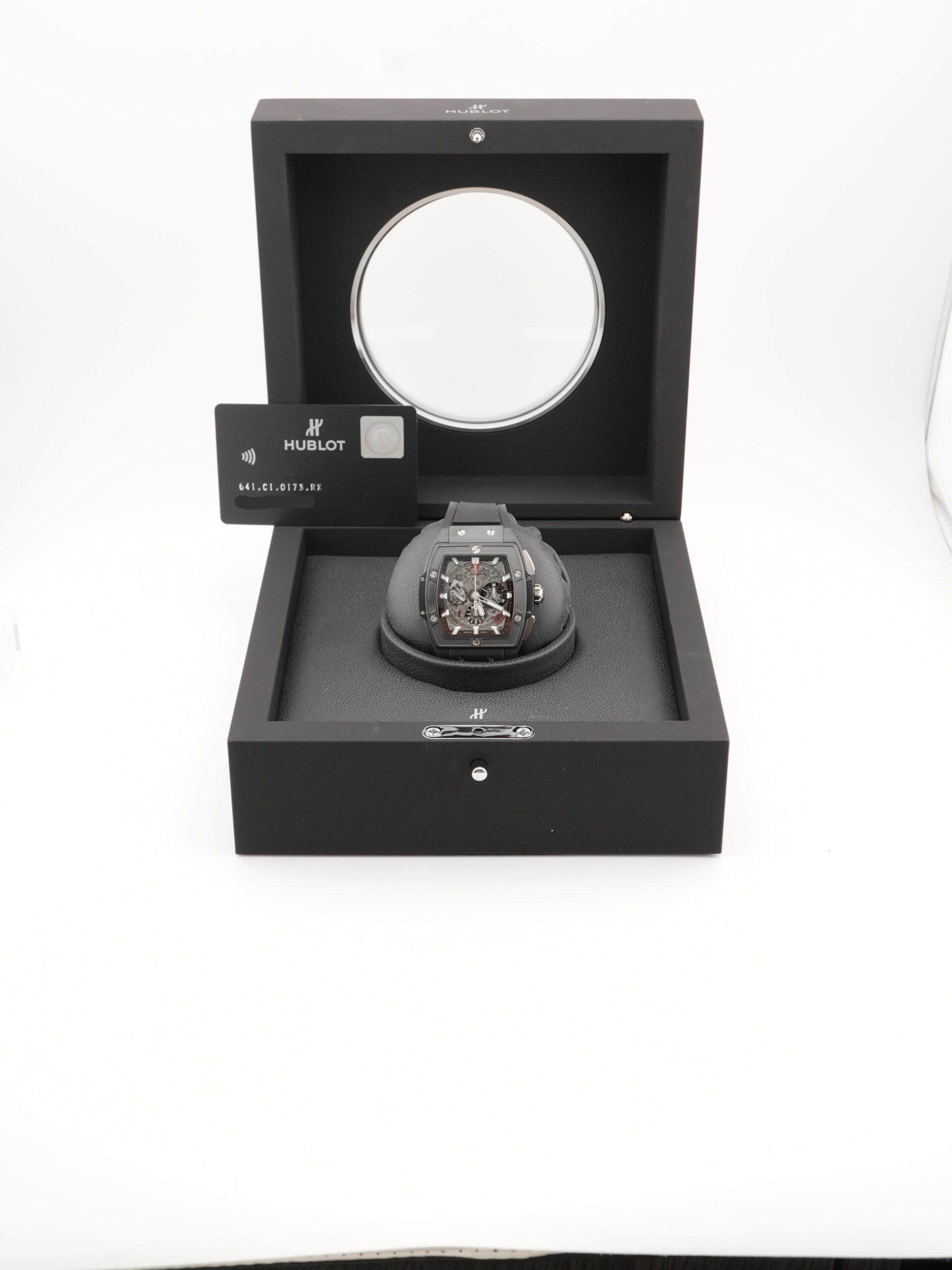 Hublot 42 mm Spirit of Big Bang Black Magic - Imagem 2