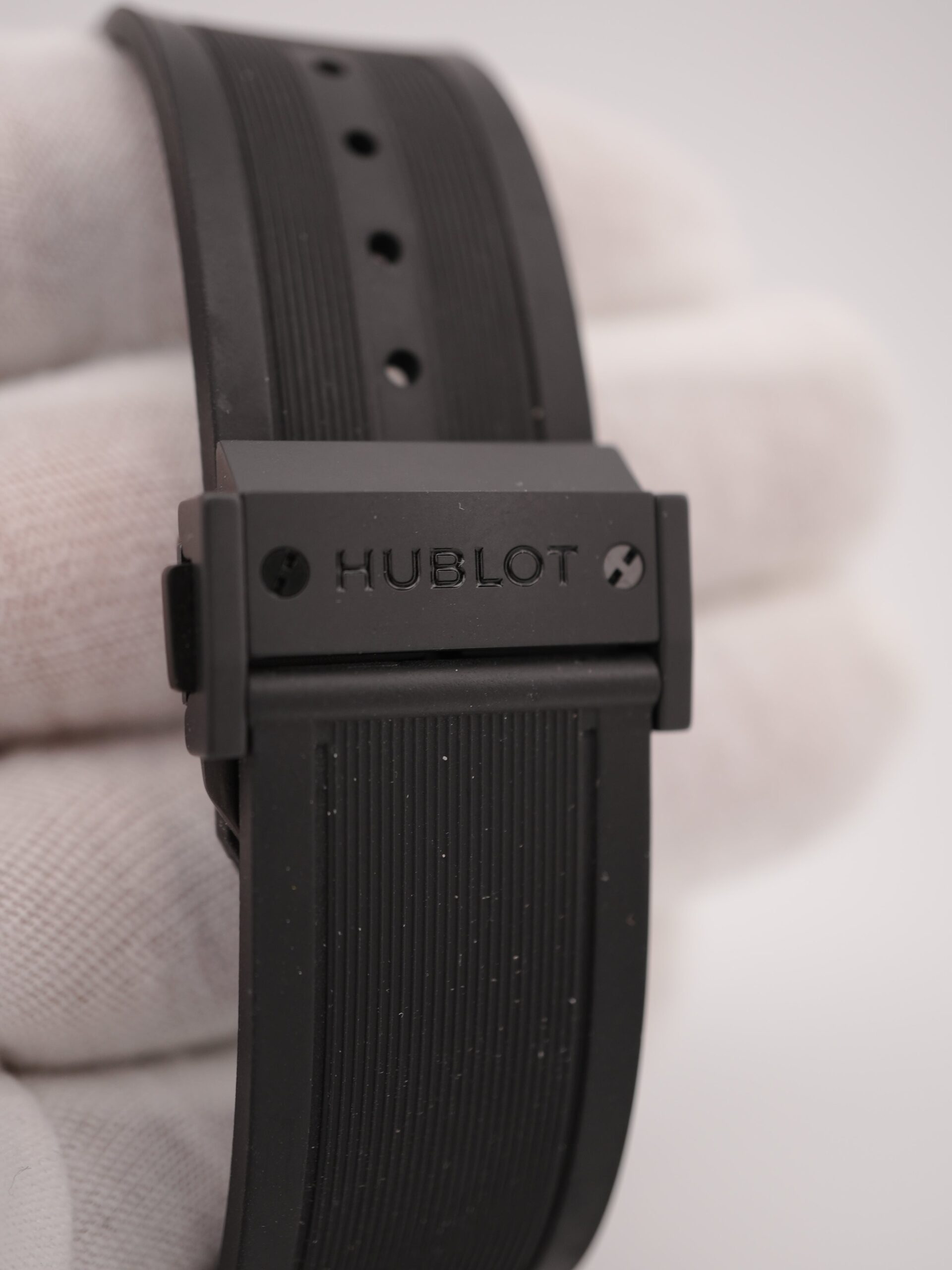 Hublot 42 mm Spirit of Big Bang Black Magic - Imagem 5