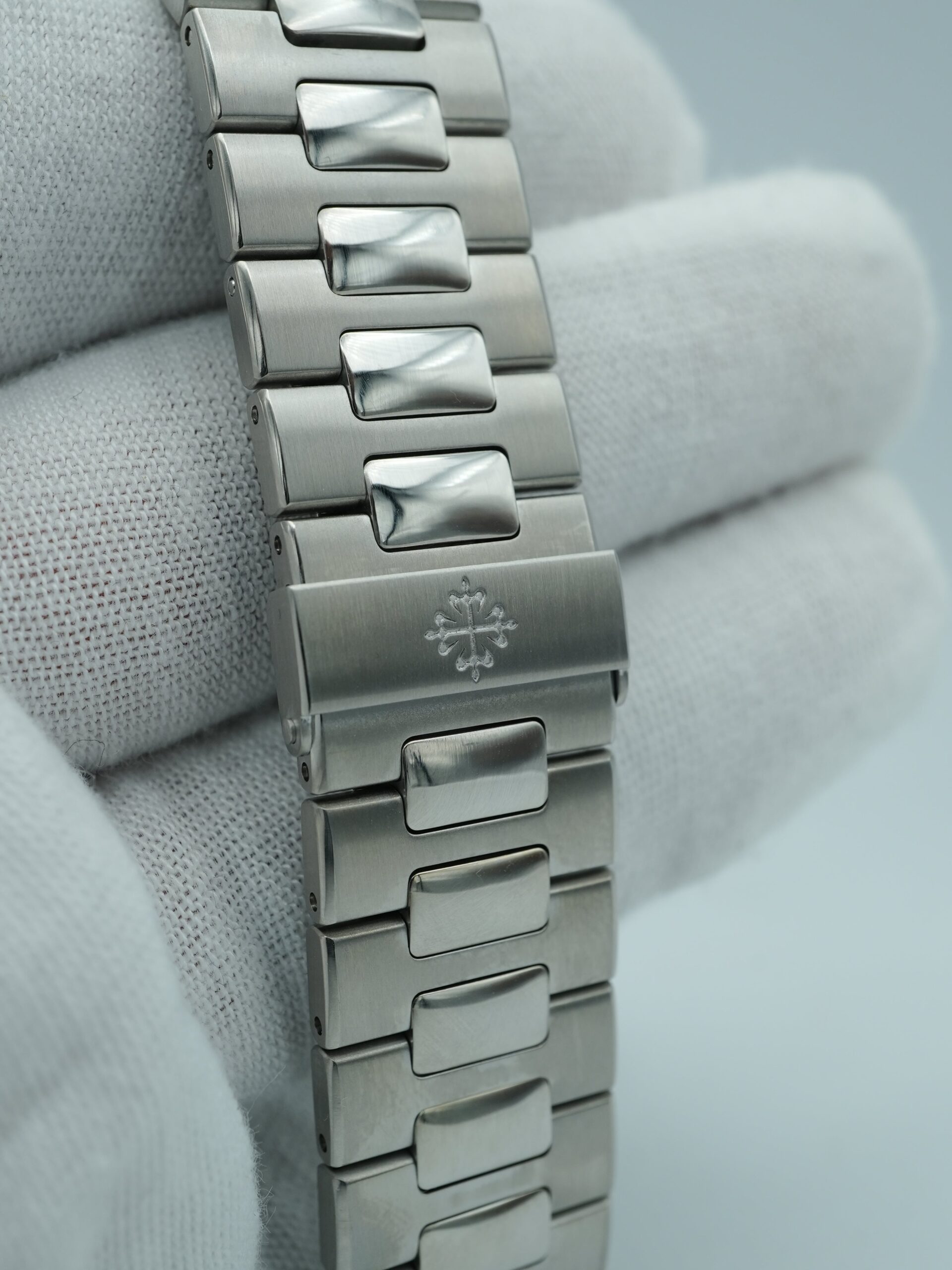 Patek Philippe 40 mm Nautilus / Bleu - Imagem 5