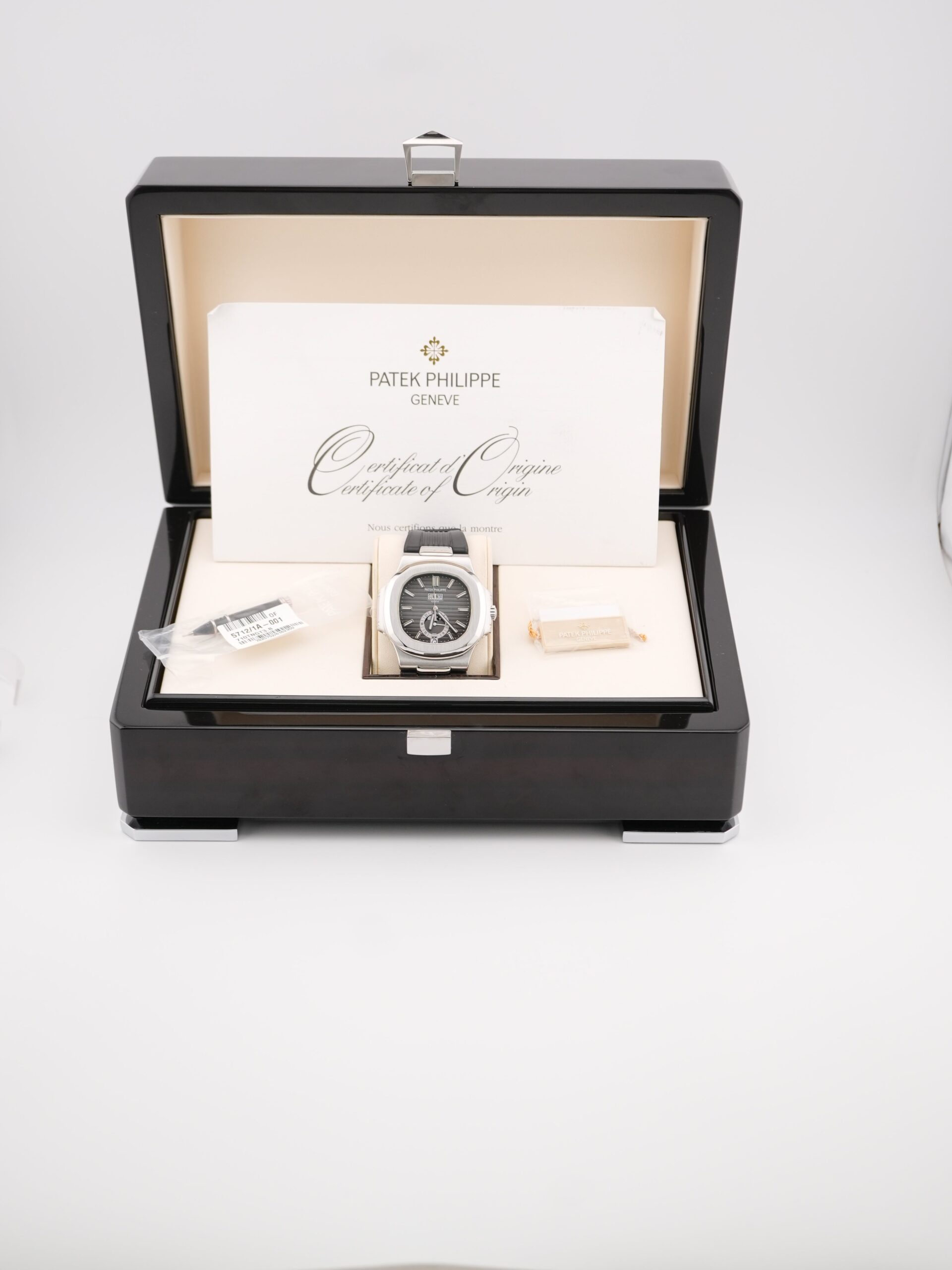 Patek Philippe 40,5 mm Nautilus / Noir - Imagem 2