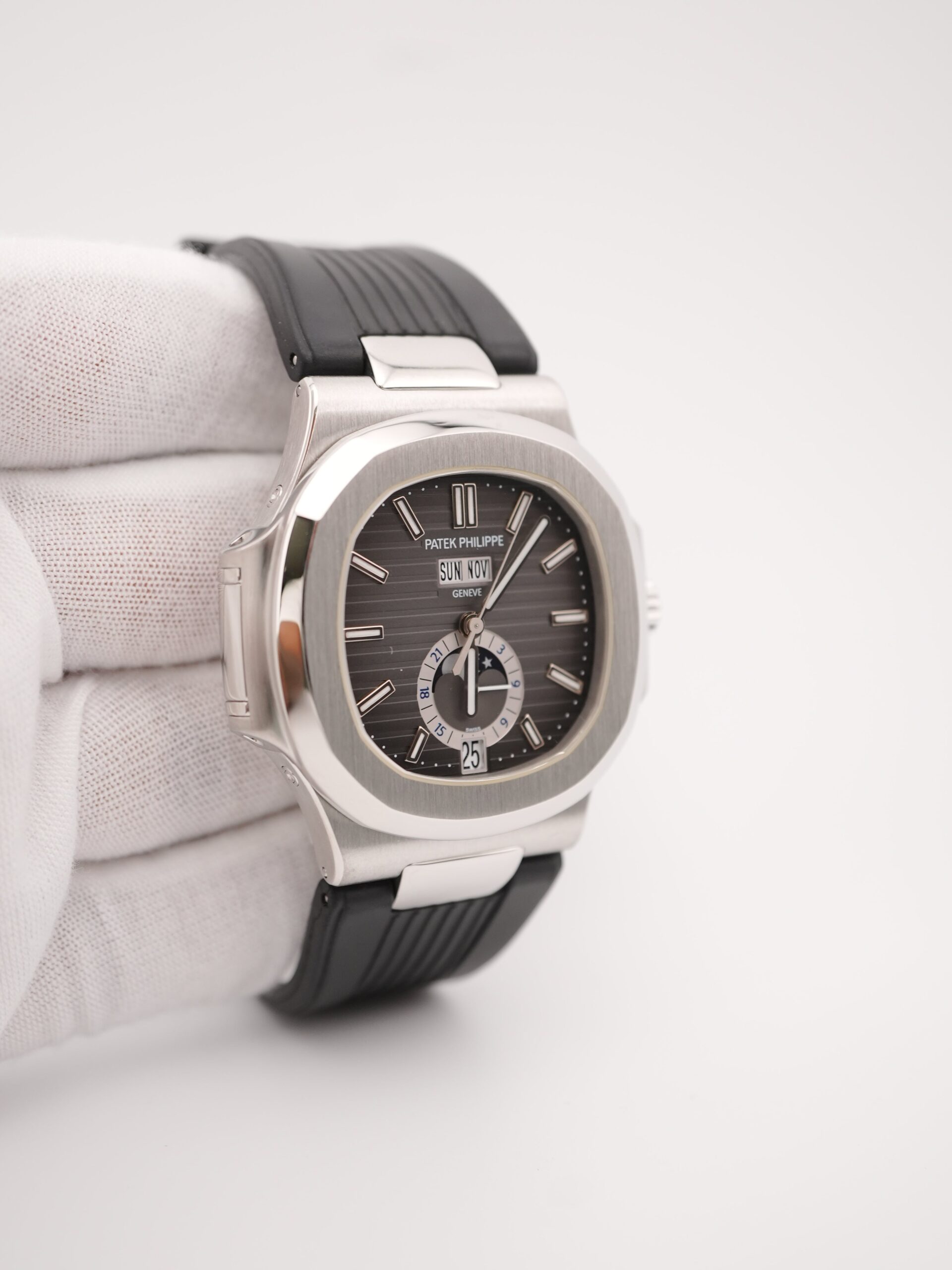 Patek Philippe 40,5 mm Nautilus / Noir - Imagem 4