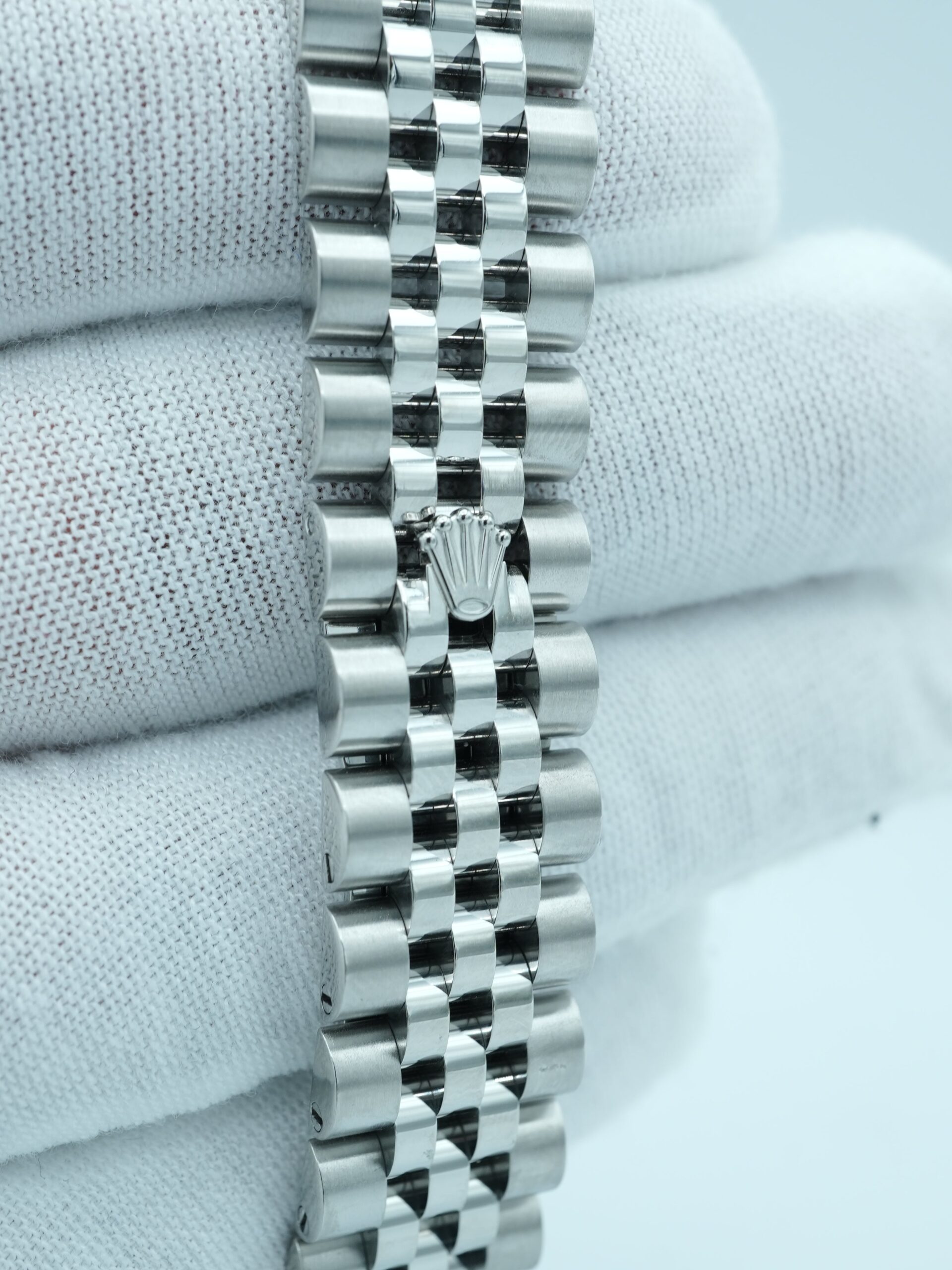 Rolex Datejust 31 mm / Black – Jubilee - Imagem 5