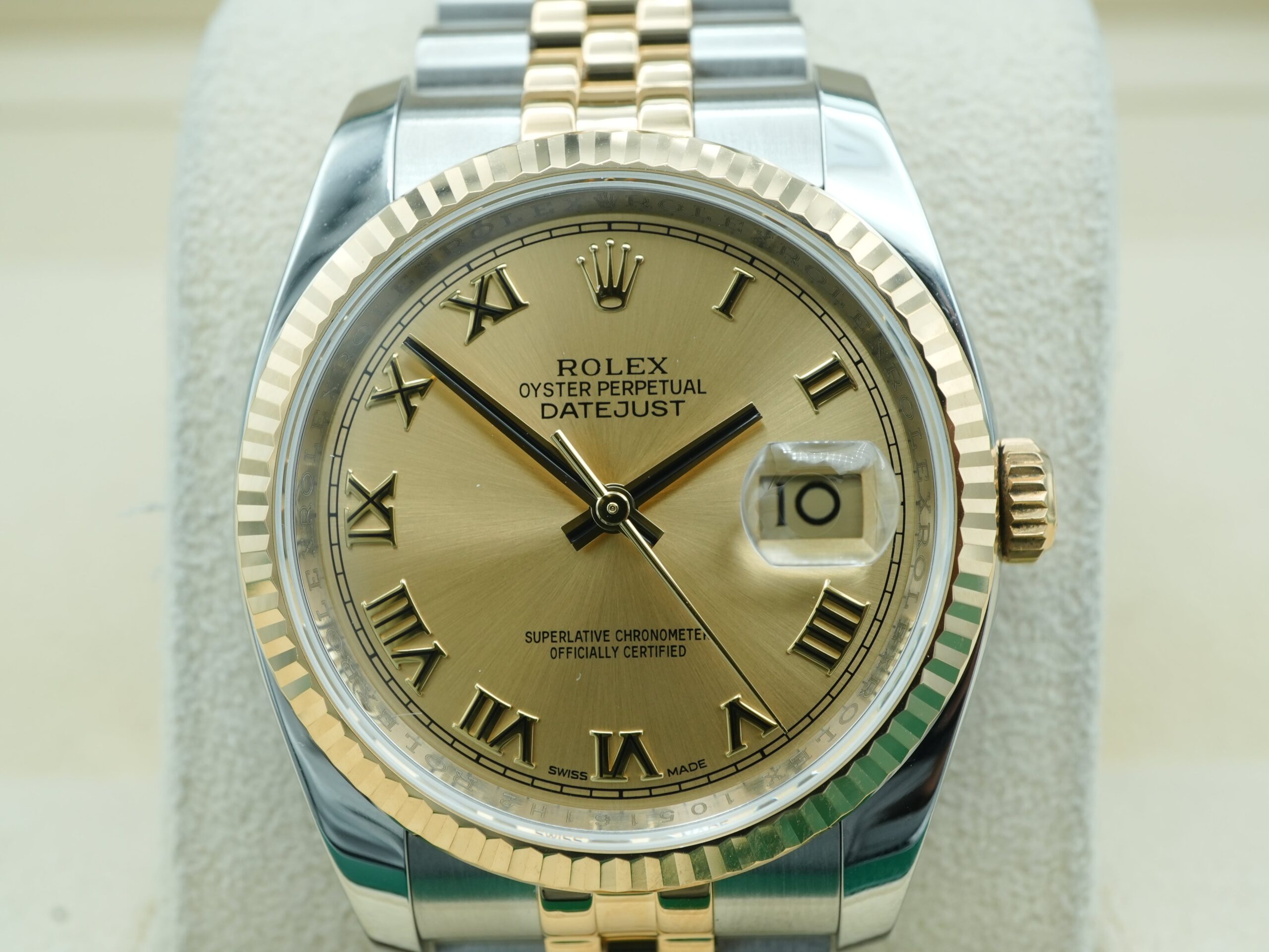 Rolex Datejust 36 mm / Champagne Roman – Jubilee - Imagem 3