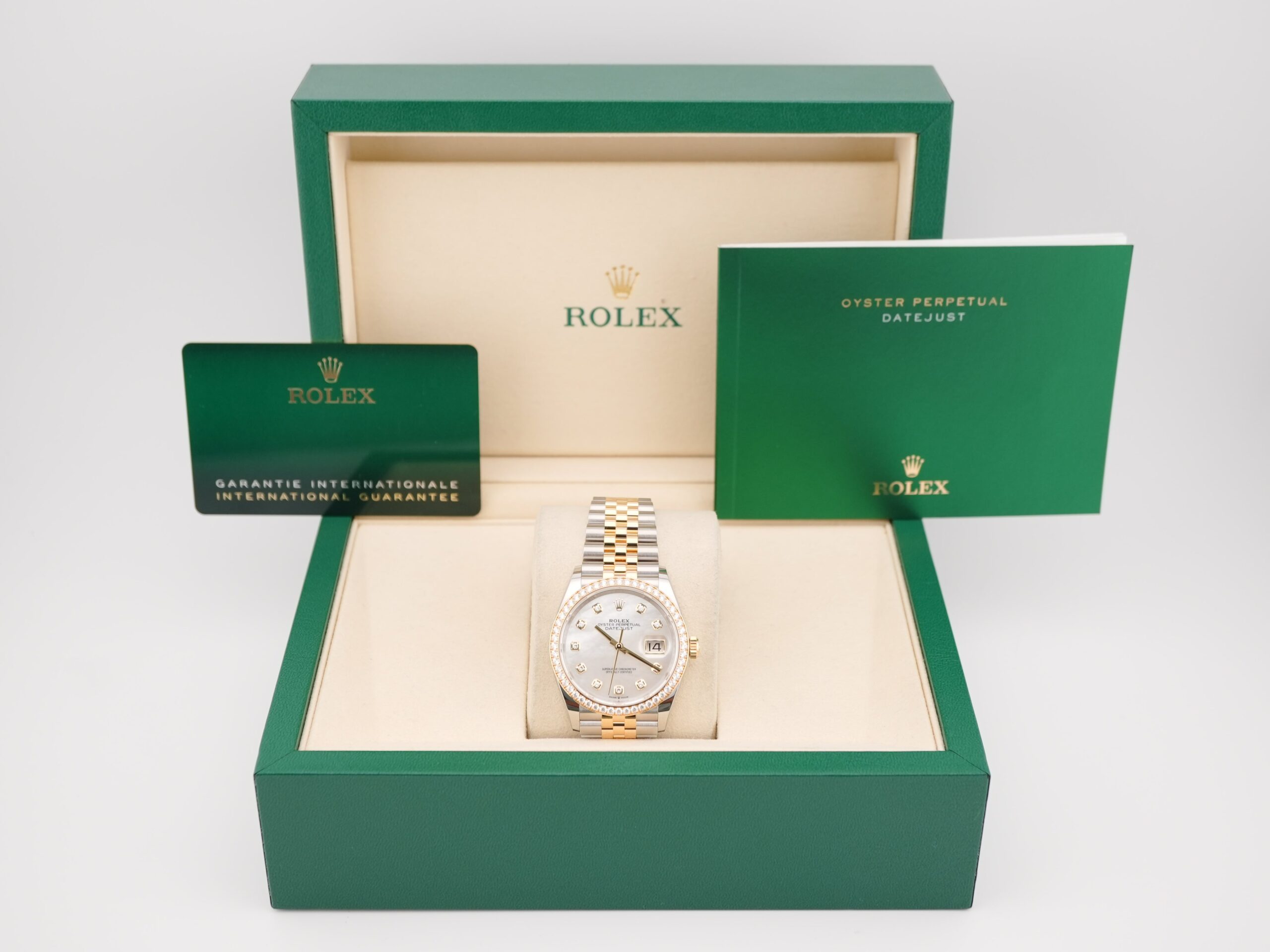 Rolex Datejust 36 mm / White MOP Diamond – Jubilee - Imagem 2