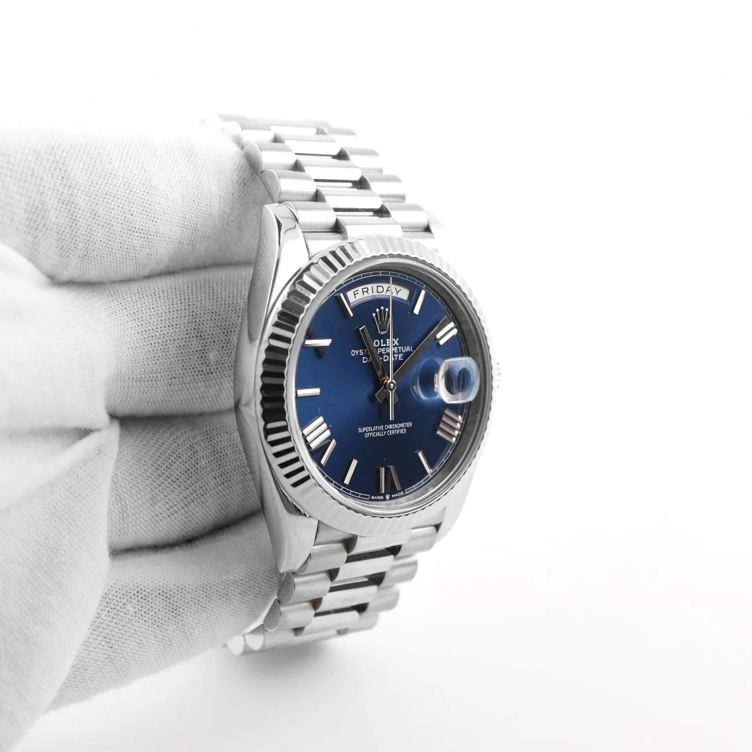 Day-Date 40 mm / White Gold Blue - Roman – Bild 5